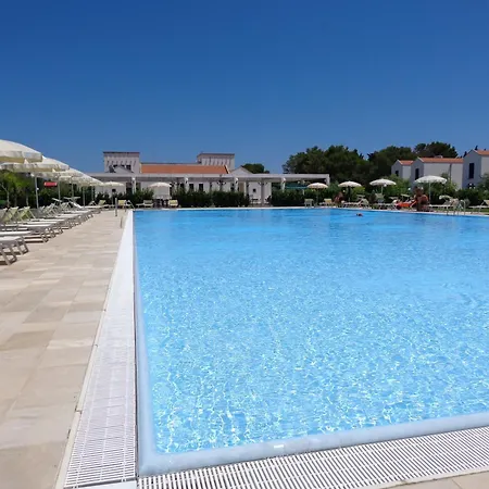 Alimini Con Piscina Appartement *